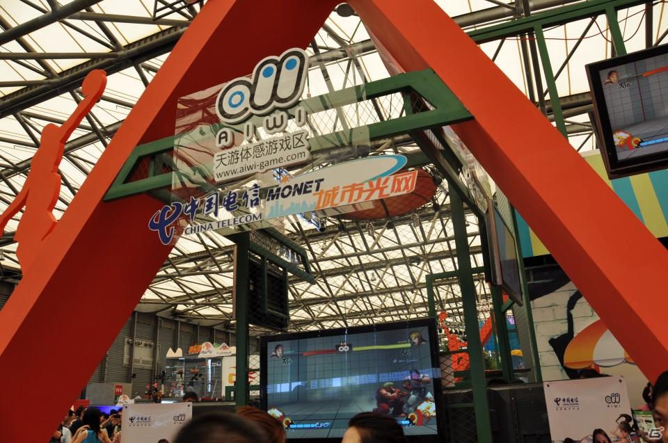 【ChinaJoy 2011】写真で見る！熱気ムンムンの会場内フォトギャラリー＆舞台裏が垣間見える？おもしろ画像もちょっぴり紹介の画像24