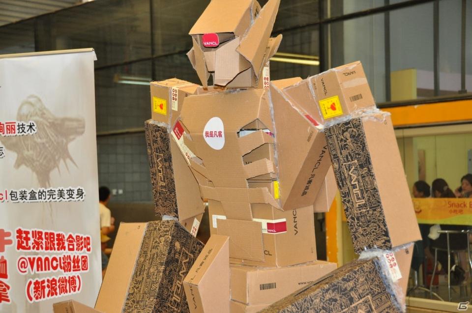 【ChinaJoy 2011】写真で見る！熱気ムンムンの会場内フォトギャラリー＆舞台裏が垣間見える？おもしろ画像もちょっぴり紹介の画像240