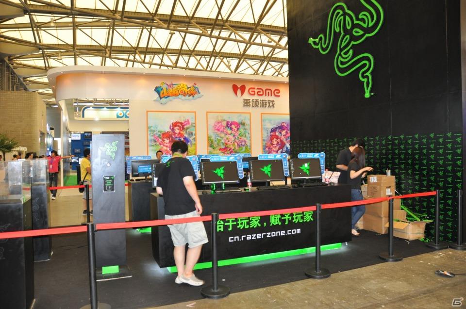 【ChinaJoy 2011】写真で見る！熱気ムンムンの会場内フォトギャラリー＆舞台裏が垣間見える？おもしろ画像もちょっぴり紹介の画像45