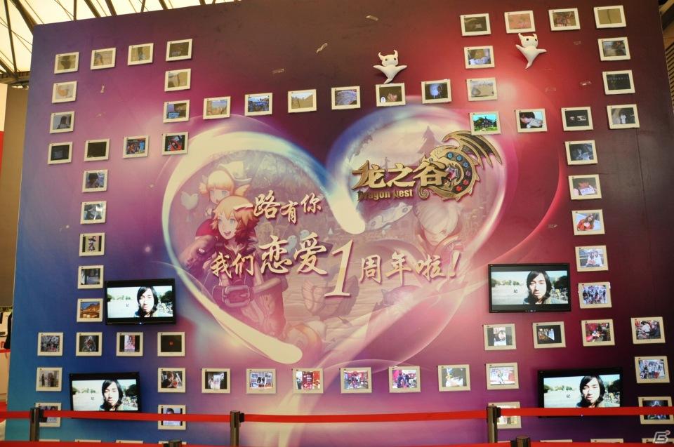 【ChinaJoy 2011】写真で見る！熱気ムンムンの会場内フォトギャラリー＆舞台裏が垣間見える？おもしろ画像もちょっぴり紹介の画像46