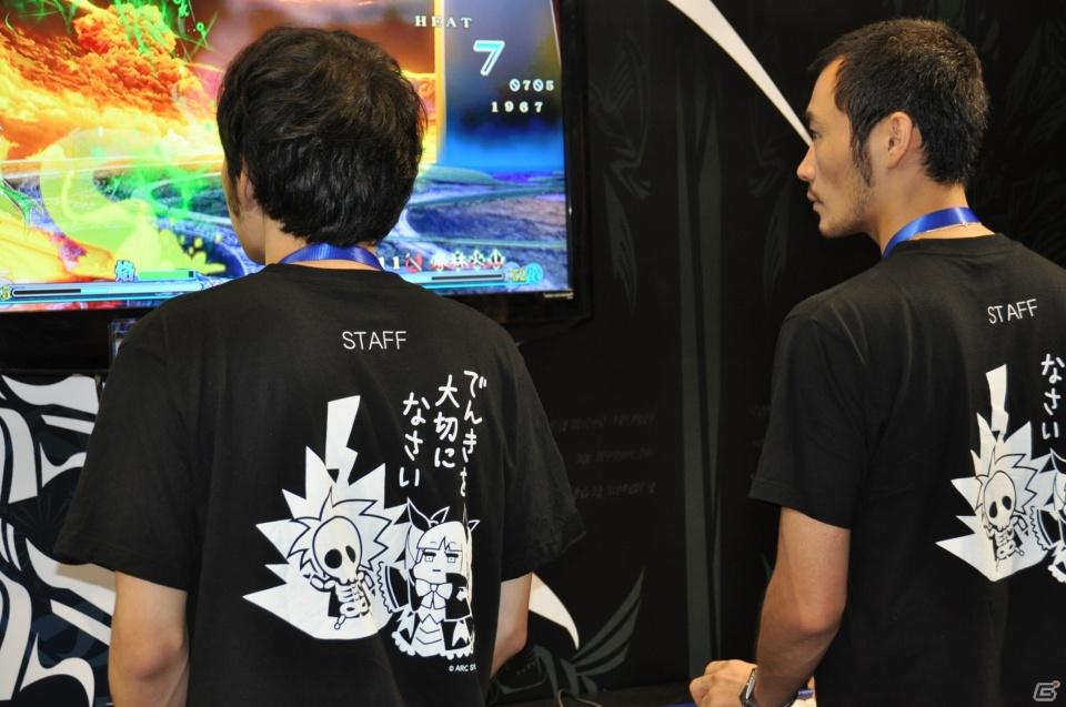 【ChinaJoy 2011】写真で見る！熱気ムンムンの会場内フォトギャラリー＆舞台裏が垣間見える？おもしろ画像もちょっぴり紹介の画像69
