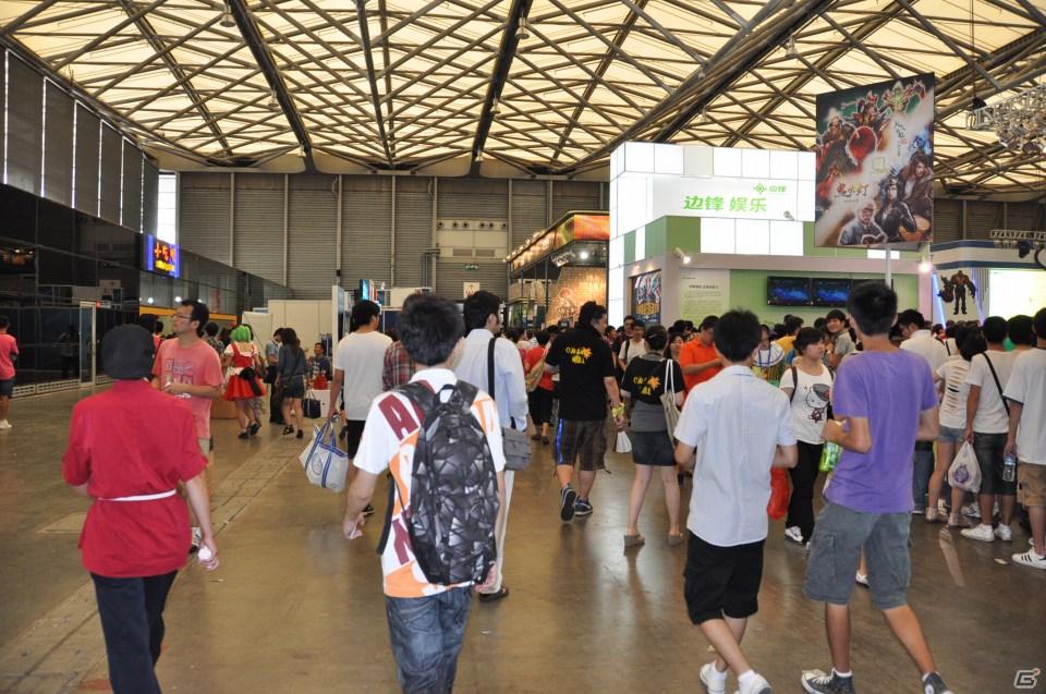 【ChinaJoy 2011】写真で見る！熱気ムンムンの会場内フォトギャラリー＆舞台裏が垣間見える？おもしろ画像もちょっぴり紹介の画像79
