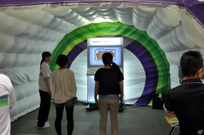 「Xbox 360 Kinect体験キャラバンイベント」夏休みツアーを実施！「YOSHIMOTO WONDER CAMP 有楽町ラフピースクエア」お笑いコンビ「麒麟」によるデモステージ披露の画像11