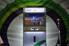 「Xbox 360 Kinect体験キャラバンイベント」夏休みツアーを実施！「YOSHIMOTO WONDER CAMP 有楽町ラフピースクエア」お笑いコンビ「麒麟」によるデモステージ披露の画像26