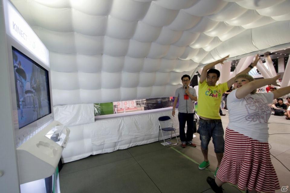 今が旬なお笑い芸人たちが日替わりで体験！YOSHIMOTO WONDER CAMPで開催された「Xbox 360 Kinect体験キャラバンイベント」続報の画像36