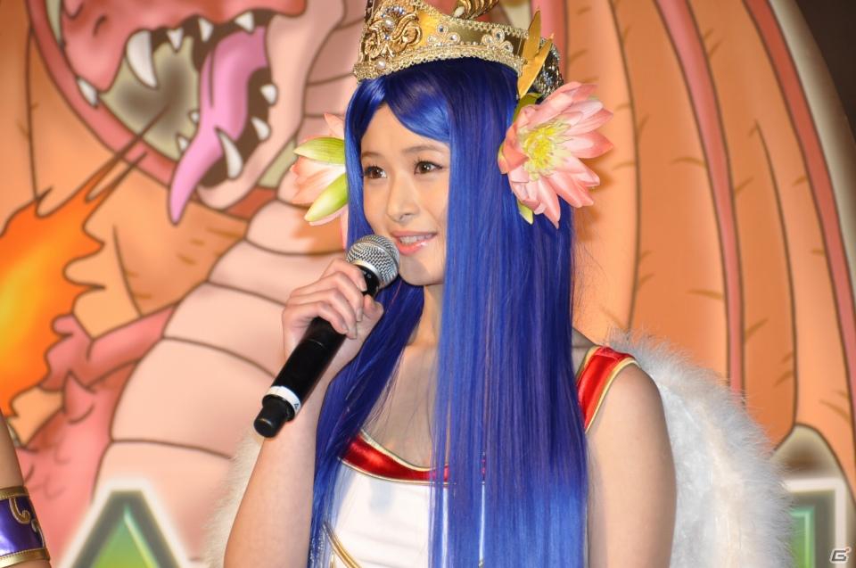 講談社×サントリー×ローソン大型コラボレーションが実現！ゲストはローラさん＆TKOそしてミスマガジン2011、ソーシャルゲーム「ドラゴンコレクション」プレス発表会開催の画像47