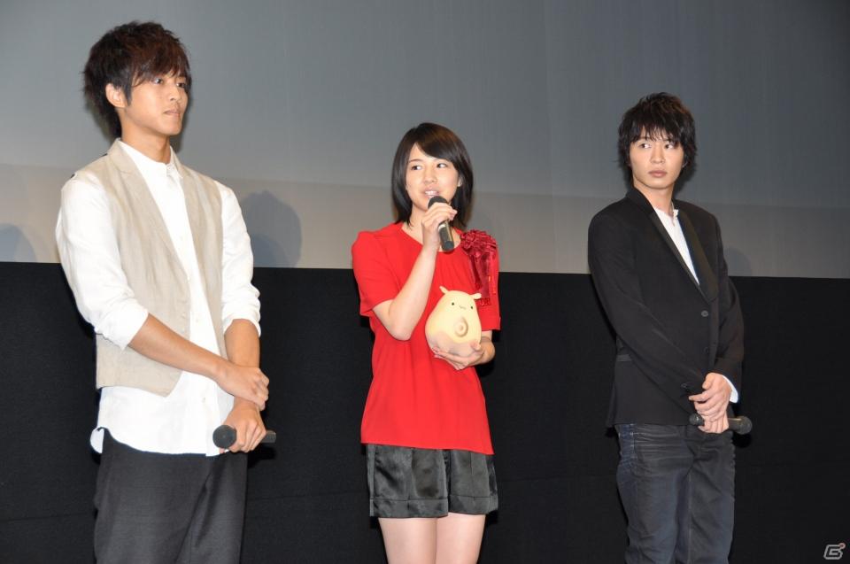 メインキャストの桜庭ななみさん、松坂桃李さん、田中圭さんが登壇！2012年1月公開予定劇場用3Dアニメーション「ドットハック」製作発表会を秋葉原UDXシアターにて開催の画像72
