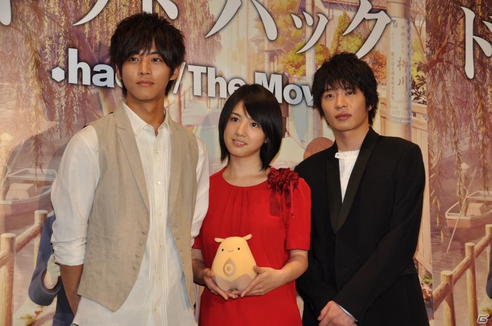 メインキャストの桜庭ななみさん、松坂桃李さん、田中圭さんが登壇！2012年1月公開予定劇場用3Dアニメーション「ドットハック」製作発表会を秋葉原UDXシアターにて開催の画像96