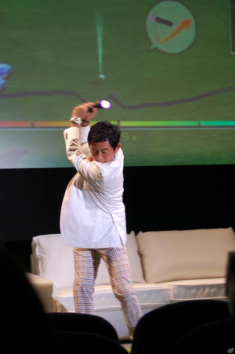 石田純一さんが美女ゴルファー「みんGALS」とPS Moveでゴルフ対決！プレス向け製品発売イベントを開催の画像16
