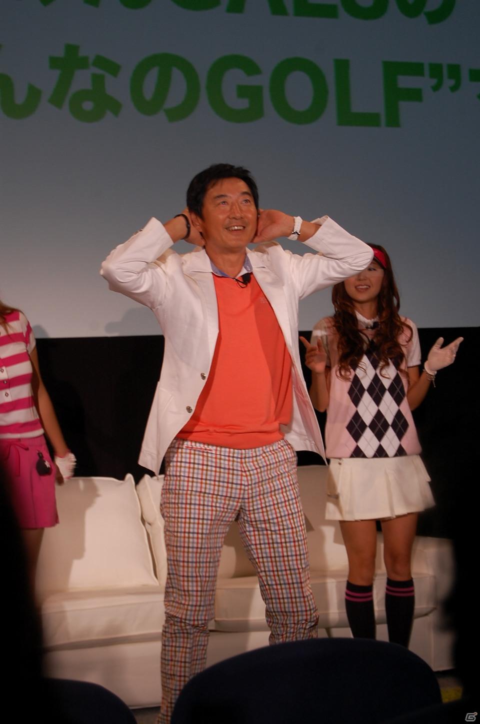 石田純一さんが美女ゴルファー「みんGALS」とPS Moveでゴルフ対決！プレス向け製品発売イベントを開催の画像21