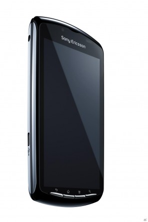 【TGS 2011】ソニー・エリクソン、初代「プレイステーション」タイトルが遊べる新機種「Xperia PLAY」を発表―「クラッシュ・バンディクー」「みんなのGOLF2」など5タイトルをプリインストールの画像23