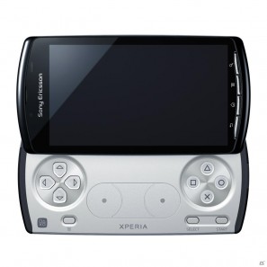 【TGS 2011】ソニー・エリクソン、初代「プレイステーション」タイトルが遊べる新機種「Xperia PLAY」を発表―「クラッシュ・バンディクー」「みんなのGOLF2」など5タイトルをプリインストールの画像26