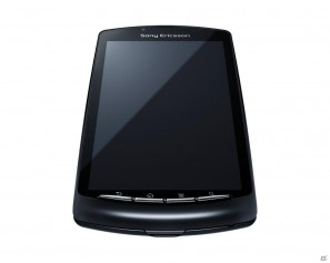 【TGS 2011】ソニー・エリクソン、初代「プレイステーション」タイトルが遊べる新機種「Xperia PLAY」を発表―「クラッシュ・バンディクー」「みんなのGOLF2」など5タイトルをプリインストールの画像33