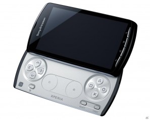 【TGS 2011】ソニー・エリクソン、初代「プレイステーション」タイトルが遊べる新機種「Xperia PLAY」を発表―「クラッシュ・バンディクー」「みんなのGOLF2」など5タイトルをプリインストールの画像45