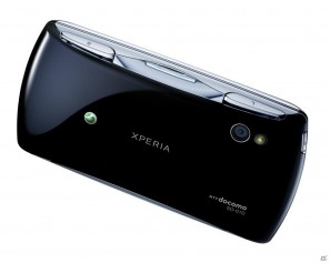 【TGS 2011】ソニー・エリクソン、初代「プレイステーション」タイトルが遊べる新機種「Xperia PLAY」を発表―「クラッシュ・バンディクー」「みんなのGOLF2」など5タイトルをプリインストールの画像46