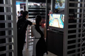 【TGS 2011】話題のPS Vitaもプレイアブル！今年注目のビッグタイトルを結集したSCEブースを見逃すな。ソニー・コンピュータ・エンタテイメントブースレポートの画像14