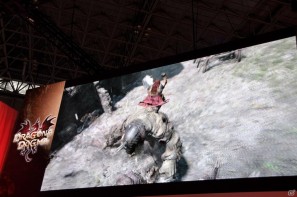 【TGS 2011】「ドラゴンズ ドグマ」日本初公開ムービー上映！「バイオハザード リベレーションズ」フル日本語ボイス対応！デモプレイもあり。カプコンスペシャルステージをレポートの画像78