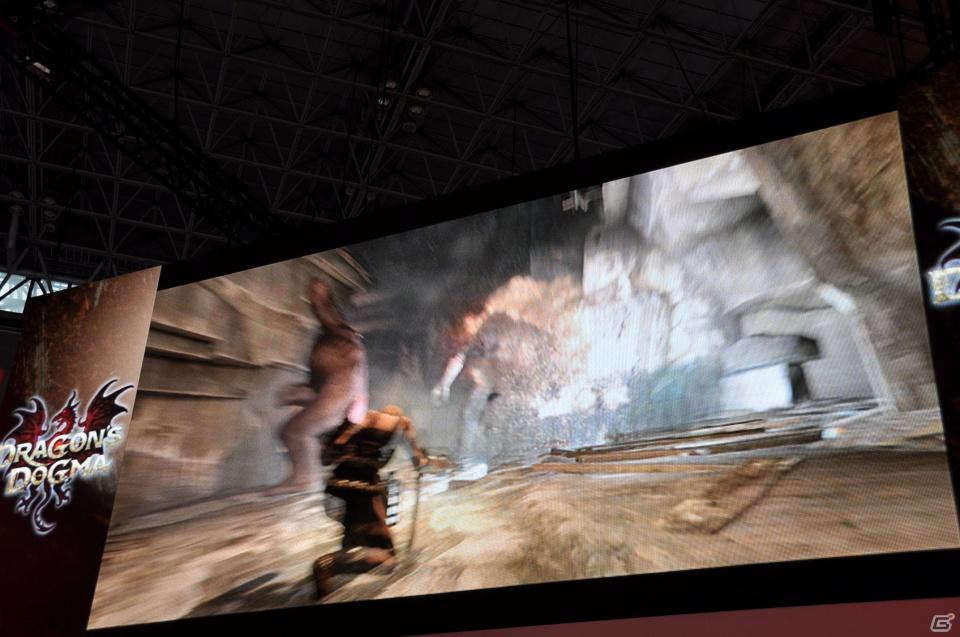 【TGS 2011】「ドラゴンズ ドグマ」日本初公開ムービー上映！「バイオハザード リベレーションズ」フル日本語ボイス対応！デモプレイもあり。カプコンスペシャルステージをレポートの画像67