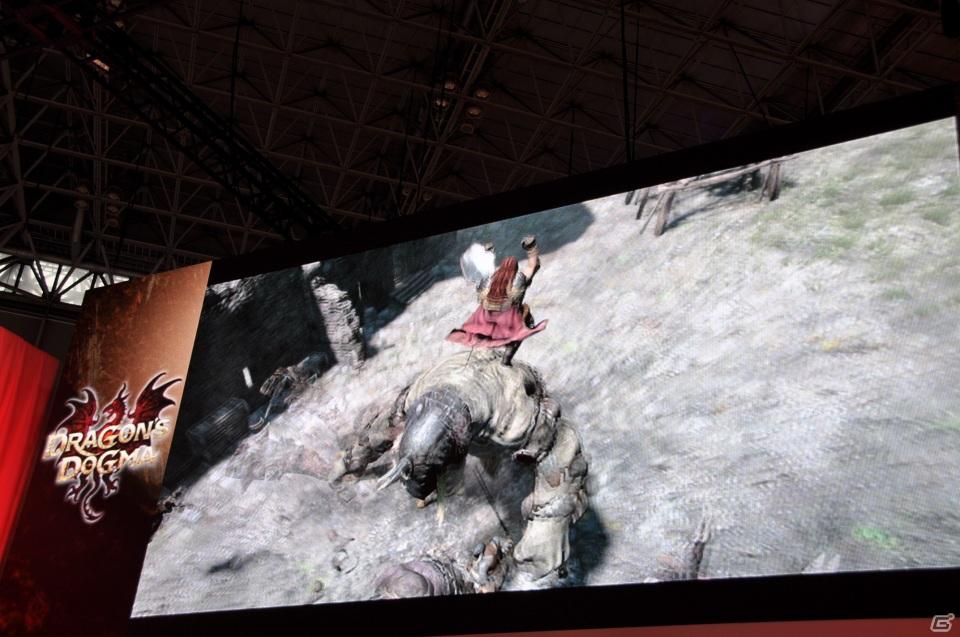 【TGS 2011】「ドラゴンズ ドグマ」日本初公開ムービー上映！「バイオハザード リベレーションズ」フル日本語ボイス対応！デモプレイもあり。カプコンスペシャルステージをレポートの画像78