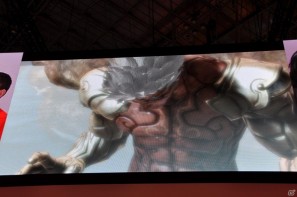 【TGS 2011】土屋P＆松山社長の最強タッグ「アスラズ ラース」最新情報＆「DmC Devil May Cry」実機デモプレイを国内初披露！カプコンスペシャルステージレポートの画像22