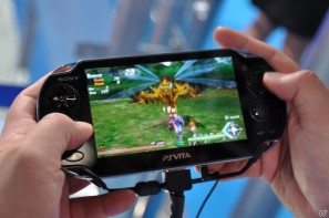 【TGS 2011】PSVitaタイトルをさわってみました。「麻雀格闘倶楽部」「ASPHALT」「王と魔王と7人の姫君たち」「テイルズ オブ イノセンスR」「イース～セルセタの樹海～」の画像135