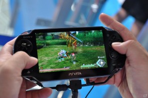 【TGS 2011】PSVitaタイトルをさわってみました。「麻雀格闘倶楽部」「ASPHALT」「王と魔王と7人の姫君たち」「テイルズ オブ イノセンスR」「イース～セルセタの樹海～」の画像140