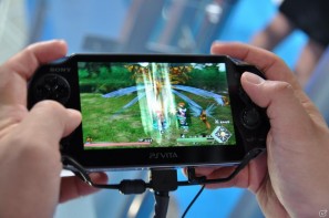 【TGS 2011】PSVitaタイトルをさわってみました。「麻雀格闘倶楽部」「ASPHALT」「王と魔王と7人の姫君たち」「テイルズ オブ イノセンスR」「イース～セルセタの樹海～」の画像142