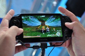 【TGS 2011】PSVitaタイトルをさわってみました。「麻雀格闘倶楽部」「ASPHALT」「王と魔王と7人の姫君たち」「テイルズ オブ イノセンスR」「イース～セルセタの樹海～」の画像150