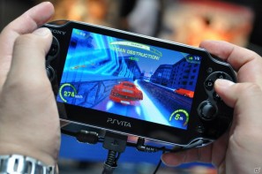 【TGS 2011】PSVitaタイトルをさわってみました。「麻雀格闘倶楽部」「ASPHALT」「王と魔王と7人の姫君たち」「テイルズ オブ イノセンスR」「イース～セルセタの樹海～」の画像31
