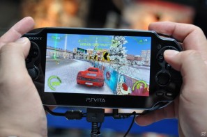 【TGS 2011】PSVitaタイトルをさわってみました。「麻雀格闘倶楽部」「ASPHALT」「王と魔王と7人の姫君たち」「テイルズ オブ イノセンスR」「イース～セルセタの樹海～」の画像35