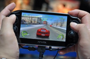 【TGS 2011】PSVitaタイトルをさわってみました。「麻雀格闘倶楽部」「ASPHALT」「王と魔王と7人の姫君たち」「テイルズ オブ イノセンスR」「イース～セルセタの樹海～」の画像37