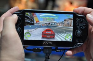 【TGS 2011】PSVitaタイトルをさわってみました。「麻雀格闘倶楽部」「ASPHALT」「王と魔王と7人の姫君たち」「テイルズ オブ イノセンスR」「イース～セルセタの樹海～」の画像44