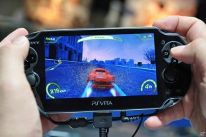 【TGS 2011】PSVitaタイトルをさわってみました。「麻雀格闘倶楽部」「ASPHALT」「王と魔王と7人の姫君たち」「テイルズ オブ イノセンスR」「イース～セルセタの樹海～」の画像47