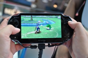 【TGS 2011】PSVitaタイトルをさわってみました。「麻雀格闘倶楽部」「ASPHALT」「王と魔王と7人の姫君たち」「テイルズ オブ イノセンスR」「イース～セルセタの樹海～」の画像85