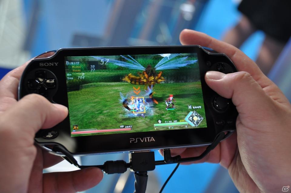 【TGS 2011】PSVitaタイトルをさわってみました。「麻雀格闘倶楽部」「ASPHALT」「王と魔王と7人の姫君たち」「テイルズ オブ イノセンスR」「イース～セルセタの樹海～」の画像136