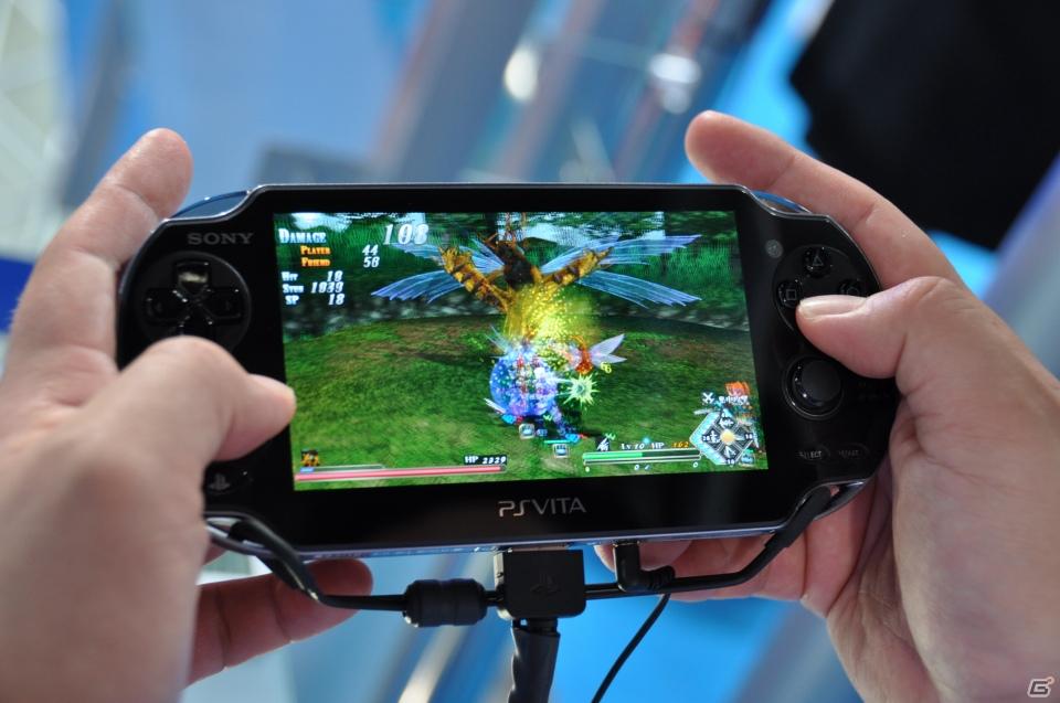 【TGS 2011】PSVitaタイトルをさわってみました。「麻雀格闘倶楽部」「ASPHALT」「王と魔王と7人の姫君たち」「テイルズ オブ イノセンスR」「イース～セルセタの樹海～」の画像146