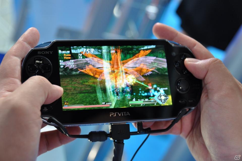 【TGS 2011】PSVitaタイトルをさわってみました。「麻雀格闘倶楽部」「ASPHALT」「王と魔王と7人の姫君たち」「テイルズ オブ イノセンスR」「イース～セルセタの樹海～」の画像148