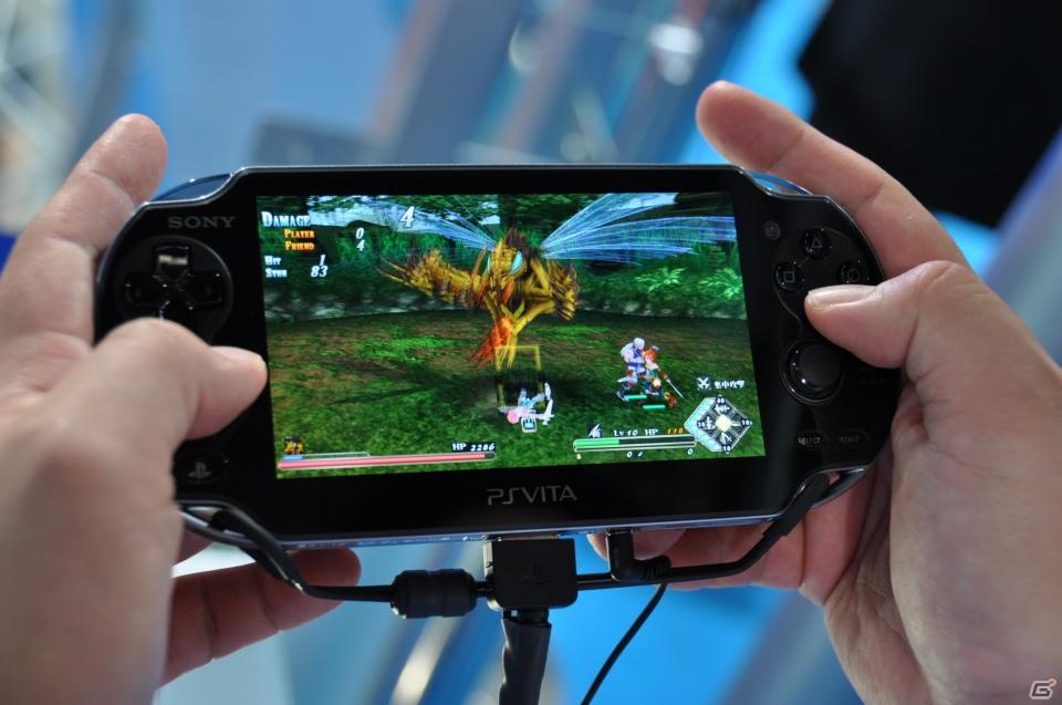 【TGS 2011】PSVitaタイトルをさわってみました。「麻雀格闘倶楽部」「ASPHALT」「王と魔王と7人の姫君たち」「テイルズ オブ イノセンスR」「イース～セルセタの樹海～」の画像151