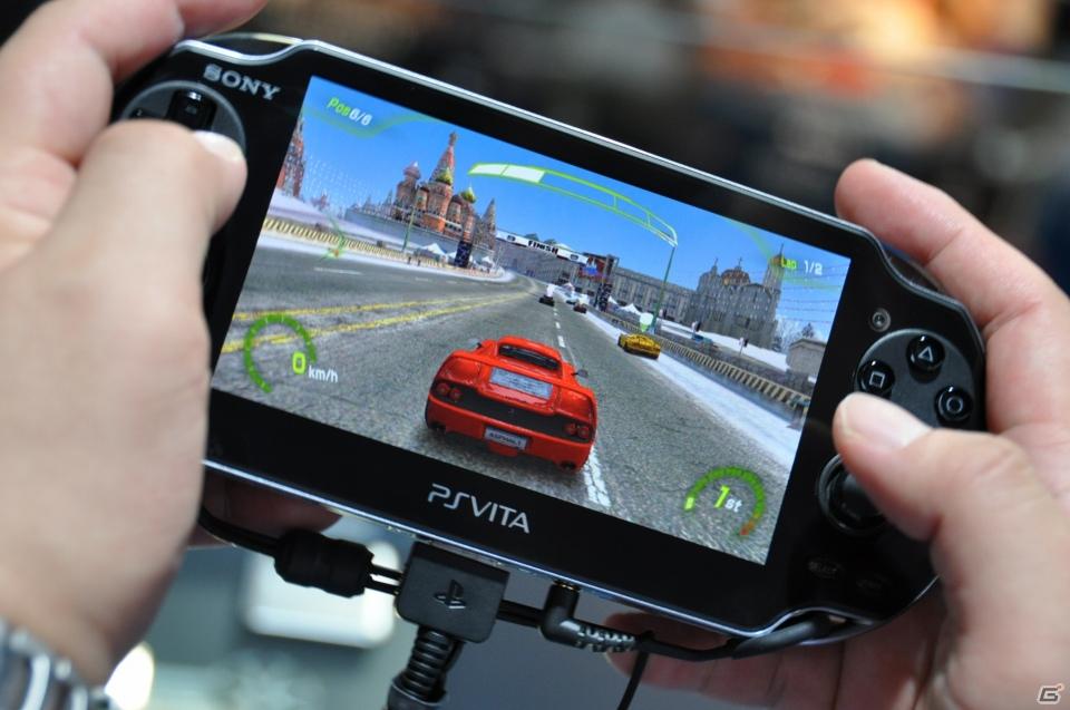 【TGS 2011】PSVitaタイトルをさわってみました。「麻雀格闘倶楽部」「ASPHALT」「王と魔王と7人の姫君たち」「テイルズ オブ イノセンスR」「イース～セルセタの樹海～」の画像21