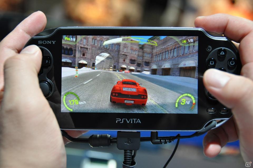 【TGS 2011】PSVitaタイトルをさわってみました。「麻雀格闘倶楽部」「ASPHALT」「王と魔王と7人の姫君たち」「テイルズ オブ イノセンスR」「イース～セルセタの樹海～」の画像26
