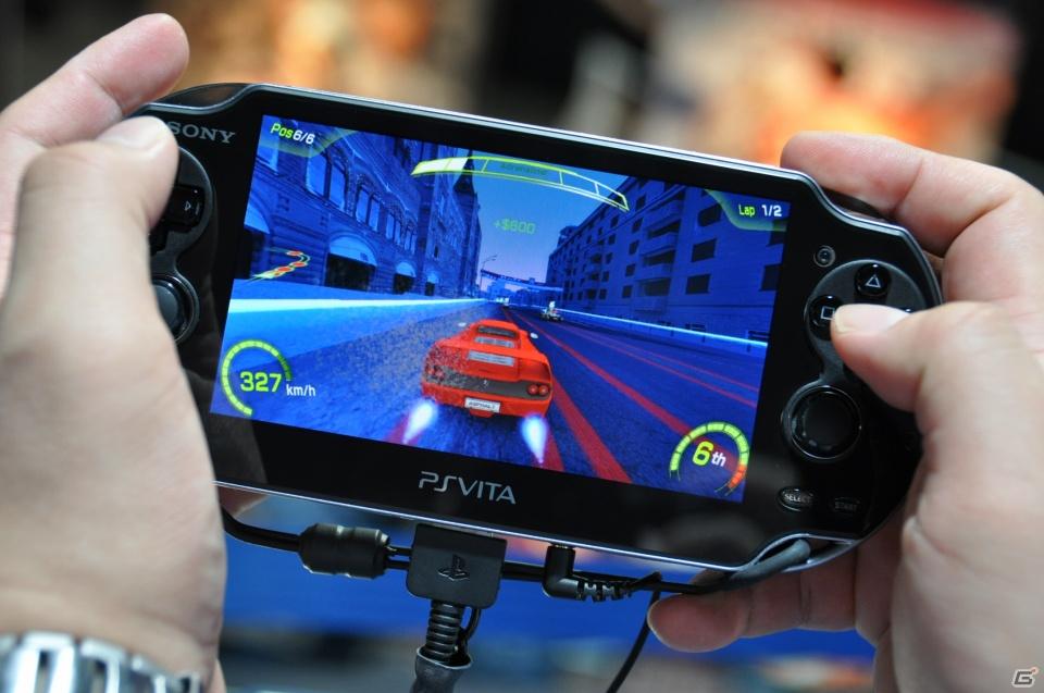 【TGS 2011】PSVitaタイトルをさわってみました。「麻雀格闘倶楽部」「ASPHALT」「王と魔王と7人の姫君たち」「テイルズ オブ イノセンスR」「イース～セルセタの樹海～」の画像33