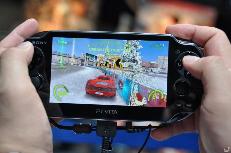 【TGS 2011】PSVitaタイトルをさわってみました。「麻雀格闘倶楽部」「ASPHALT」「王と魔王と7人の姫君たち」「テイルズ オブ イノセンスR」「イース～セルセタの樹海～」の画像35