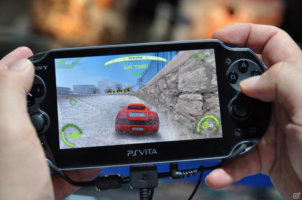 【TGS 2011】PSVitaタイトルをさわってみました。「麻雀格闘倶楽部」「ASPHALT」「王と魔王と7人の姫君たち」「テイルズ オブ イノセンスR」「イース～セルセタの樹海～」の画像46