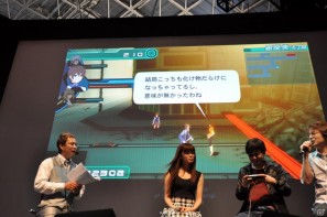 【TGS 2011】ゲストに遠藤綾さんと山口理恵さんを迎えてトーク＆ミニライブ＆実機デモプレイ実施。PSP「戦律のストラタス」スペシャルステージレポートの画像136