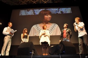 【TGS 2011】ゲストに遠藤綾さんと山口理恵さんを迎えてトーク＆ミニライブ＆実機デモプレイ実施。PSP「戦律のストラタス」スペシャルステージレポートの画像150