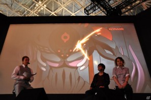 【TGS 2011】ゲストに遠藤綾さんと山口理恵さんを迎えてトーク＆ミニライブ＆実機デモプレイ実施。PSP「戦律のストラタス」スペシャルステージレポートの画像26