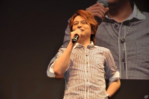 【TGS 2011】ゲストに遠藤綾さんと山口理恵さんを迎えてトーク＆ミニライブ＆実機デモプレイ実施。PSP「戦律のストラタス」スペシャルステージレポートの画像4