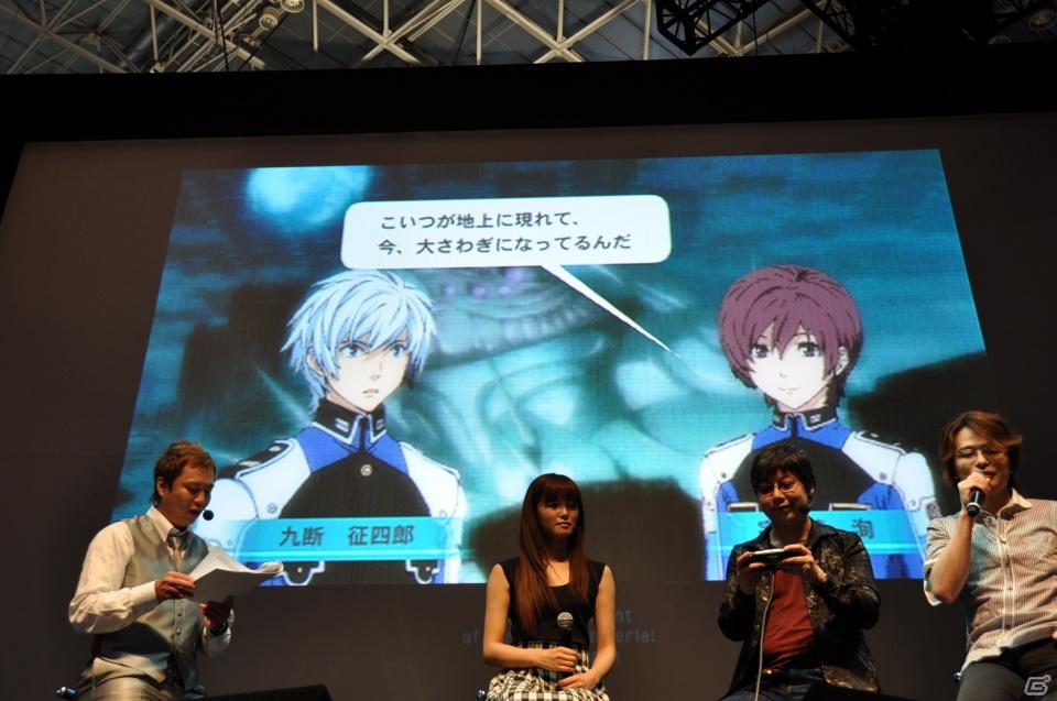 【TGS 2011】ゲストに遠藤綾さんと山口理恵さんを迎えてトーク＆ミニライブ＆実機デモプレイ実施。PSP「戦律のストラタス」スペシャルステージレポートの画像125