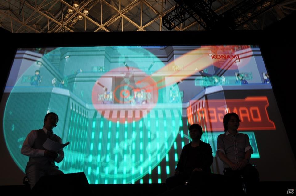 【TGS 2011】ゲストに遠藤綾さんと山口理恵さんを迎えてトーク＆ミニライブ＆実機デモプレイ実施。PSP「戦律のストラタス」スペシャルステージレポートの画像16