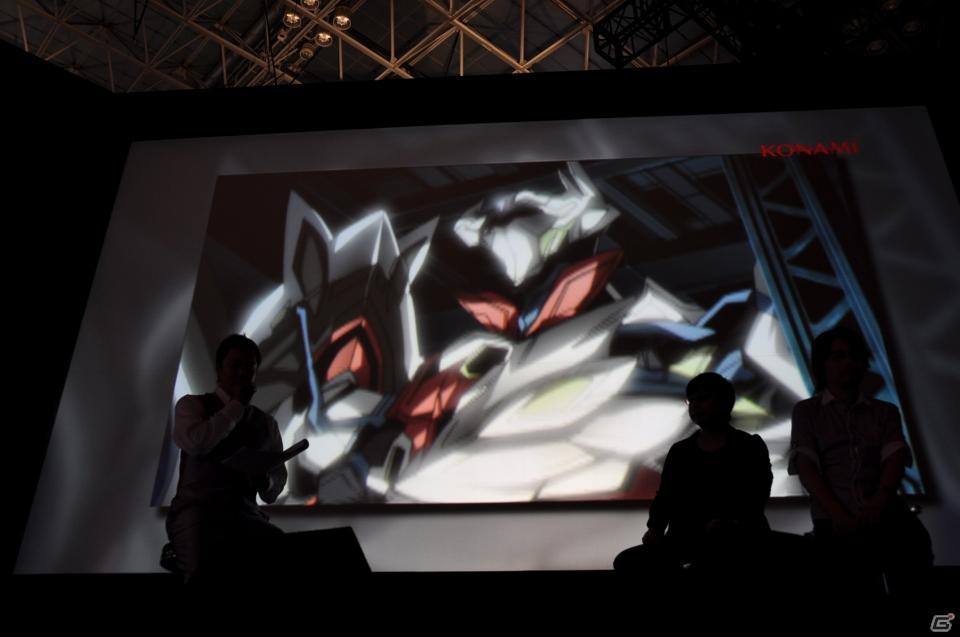 【TGS 2011】ゲストに遠藤綾さんと山口理恵さんを迎えてトーク＆ミニライブ＆実機デモプレイ実施。PSP「戦律のストラタス」スペシャルステージレポートの画像47